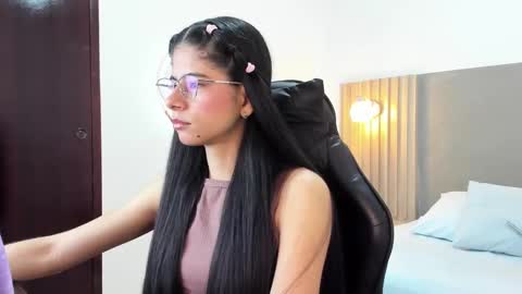 C A R L I N A online show from 11, 9, 2025