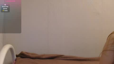 Mia online show from 18, 10, 2025