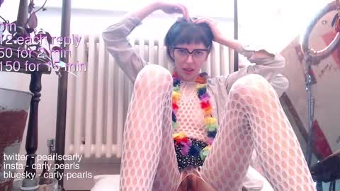 Snapshot of carlypearls chatting on 7, 2, 2025 Carly Pearls online show from 7, 2, 2025