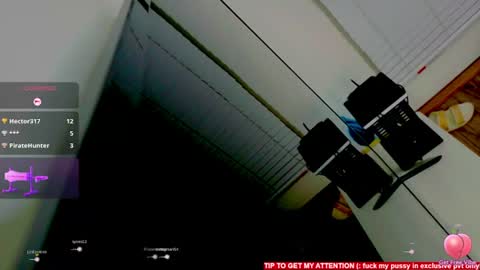 Snapshot of carmencash_ chatting on 24, 7, 2026 Carmen Cash online show from 24, 7, 2026
