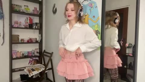 Snapshot of carmenlavelli chatting on 30, 5, 2026 Elina online show from 30, 5, 2026