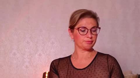 Snapshot of carojhones chatting on 11, 9, 2025 CaroJhones online show from 11, 9, 2025