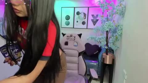Snapshot of carolina_cherry chatting on 24, 6, 2026 CAROLINA. online show from 24, 6, 2026