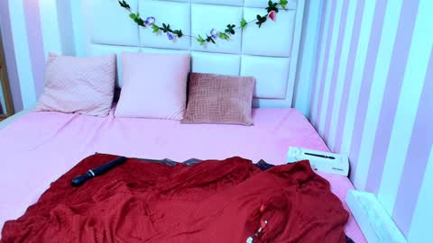 Snapshot of carolina_hernandez22 chatting on 4, 1, 2025 Carolina online show from 4, 1, 2025