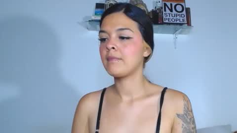 Snapshot of carolina_ml chatting on 24, 10, 2025 CarolinaM online show from 24, 10, 2025