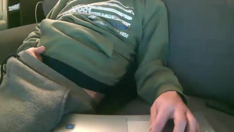 Snapshot of carolinaboy01 chatting on 25, 1, 2025 carolinaboy01 online show from 25, 1, 2025