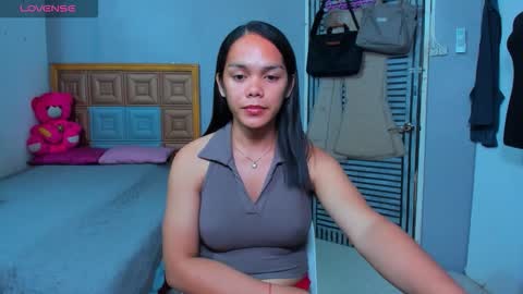 caroline_east online show from 18, 2, 2026