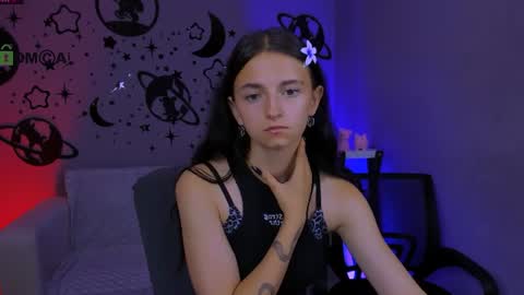 Caroline online show from 6, 7, 2026