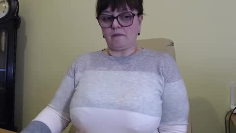 CarolineDream  online show from 29, 1, 2025