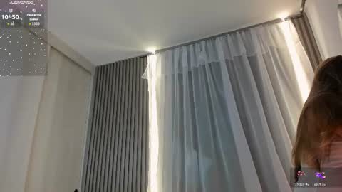 Snapshot of carolinegrace_ chatting on 17, 6, 2026 Caro online show from 17, 6, 2026