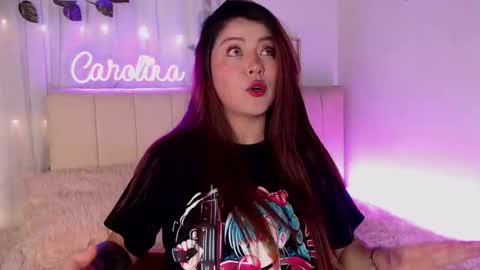 Snapshot of caromartiinnez chatting on 23, 10, 2025    online show from 23, 10, 2025