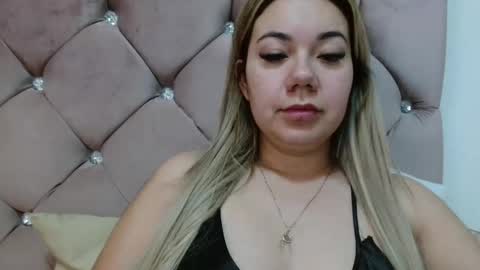 caroo0615 online show from 28, 10, 2025