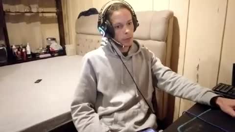 Snapshot of carv4lholpz chatting on 10, 6, 2026 carv4lholpz online show from 10, 6, 2026