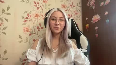 Mia online show from 17, 6, 2026