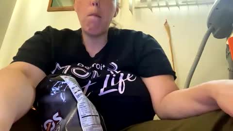 Snapshot of cashcoupllle chatting on 12, 9, 2025 Cash Couple online show from 12, 9, 2025