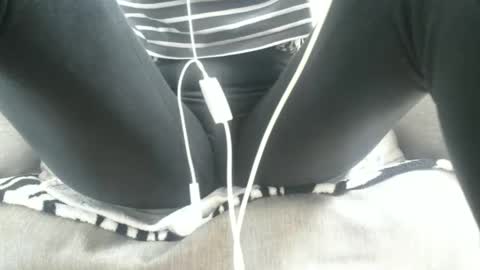 Snapshot of cassandra_joy chatting on 6, 1, 2025 Cassandra joy online show from 6, 1, 2025