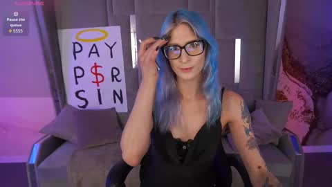 Cassandra online show from 30, 10, 2025