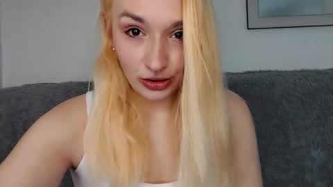 Snapshot of cassandratate chatting on 22, 1, 2025 Casey Chris online show from 22, 1, 2025