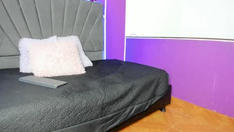 Snapshot of cassie_jones1 chatting on 24, 1, 2025 Cassie Jones online show from 24, 1, 2025