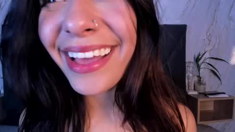 Snapshot of cassie_jones1 chatting on 18, 9, 2025 Cassie Jones online show from 18, 9, 2025