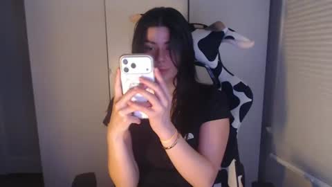 cassiealvarez online show from 8, 7, 2026