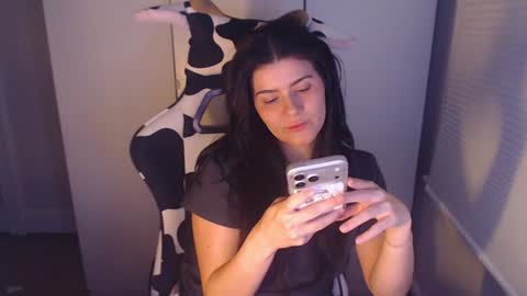 cassiealvarez online show from 9, 7, 2026
