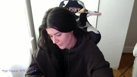 cassiealvarez online show from 7, 8, 2026