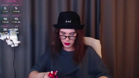 Cassie online show from 28, 2, 2025