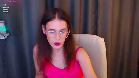 Cassie online show from 6, 3, 2025