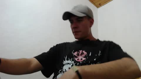 Snapshot of casteryx chatting on 5, 1, 2025 Juan online show from 5, 1, 2025