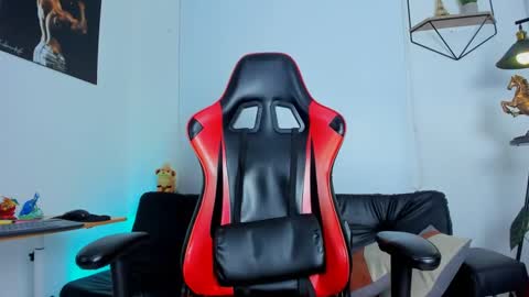 Snapshot of casticatheking chatting on 13, 2, 2025 Matheo Brown online show from 13, 2, 2025