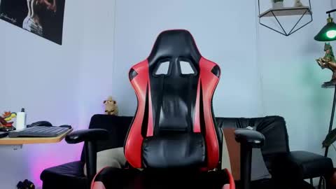 Snapshot of casticatheking chatting on 1, 3, 2025 Matheo Brown online show from 1, 3, 2025