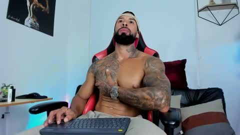 Snapshot of casticatheking chatting on 4, 3, 2025 Matheo Brown online show from 4, 3, 2025