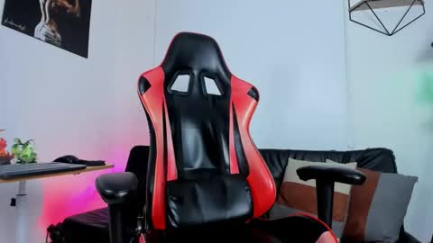 Snapshot of casticatheking chatting on 6, 3, 2025 Matheo Brown online show from 6, 3, 2025