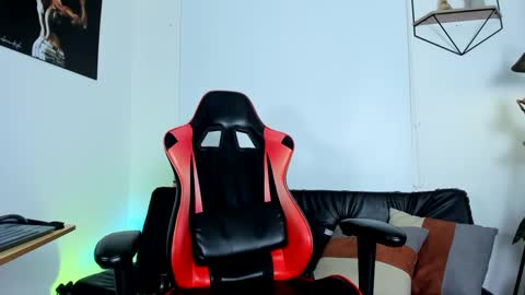 Snapshot of casticatheking chatting on 10, 3, 2025 Matheo Brown online show from 10, 3, 2025