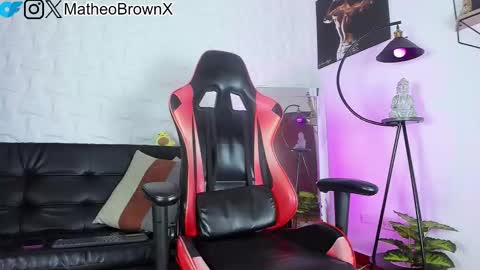 Snapshot of casticatheking chatting on 30, 9, 2025 Matheo Brown online show from 30, 9, 2025