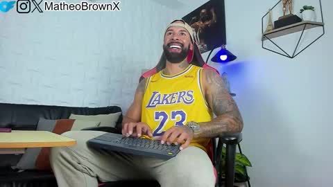 Snapshot of casticatheking chatting on 15, 10, 2025 Matheo Brown online show from 15, 10, 2025