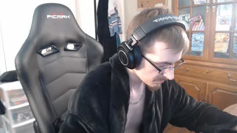 casuallycorrupt online show from 31, 10, 2025