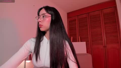 Snapshot of cat_loren chatting on 22, 2, 2025 Loren online show from 22, 2, 2025