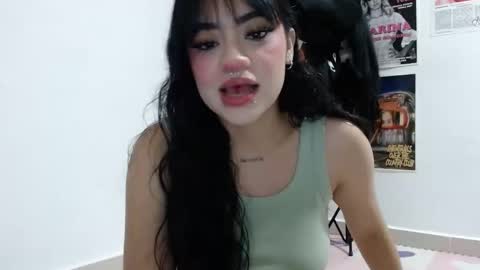 Snapshot of cat_mila_ chatting on 24, 10, 2025 Mila online show from 24, 10, 2025