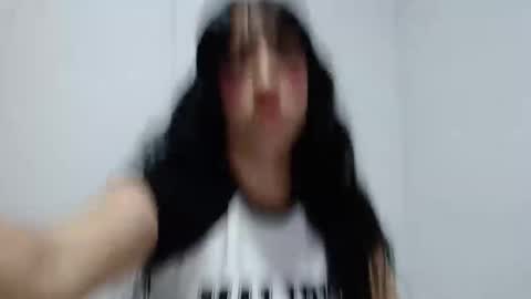 Snapshot of cat_mila_ chatting on 31, 10, 2025 Mila online show from 31, 10, 2025