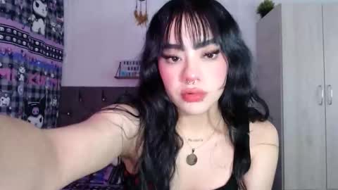Snapshot of cat_mila_ chatting on 15, 11, 2025 Mila online show from 15, 11, 2025