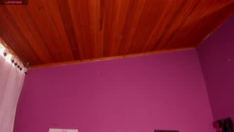 Cata green model independient online show from 6, 4, 2026