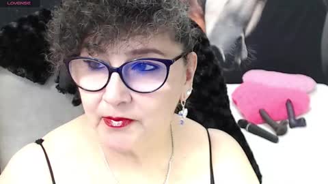 Snapshot of cataleya_mom_ chatting on 3, 3, 2025 cataleya  online show from 3, 3, 2025