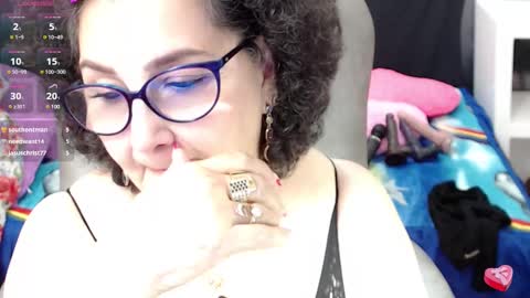 Snapshot of cataleya_mom_ chatting on 7, 3, 2025 cataleya  online show from 7, 3, 2025