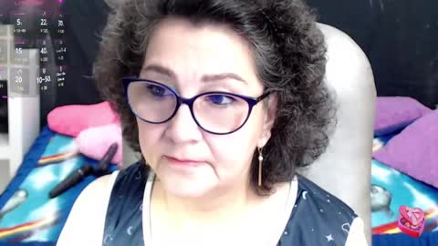 Snapshot of cataleya_mom_ chatting on 11, 3, 2025 cataleya  online show from 11, 3, 2025
