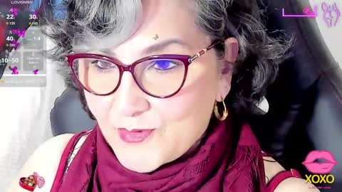 Snapshot of cataleya_mom_ chatting on 9, 9, 2025 cataleya  online show from 9, 9, 2025