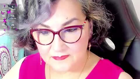 Snapshot of cataleya_mom_ chatting on 12, 9, 2025 cataleya  online show from 12, 9, 2025