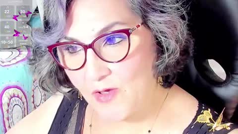 Snapshot of cataleya_mom_ chatting on 17, 9, 2025 cataleya  online show from 17, 9, 2025