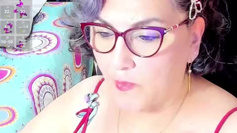 Snapshot of cataleya_mom_ chatting on 19, 9, 2025 cataleya  online show from 19, 9, 2025